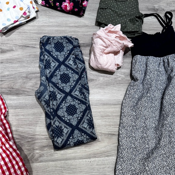 A selection of girls dresses, tops, leggings, accessories all in EUC. - Picture 11 of 12